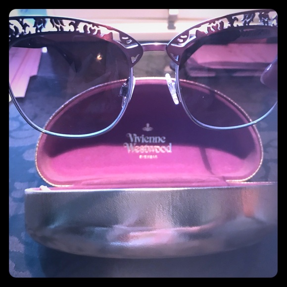 Vivienne Westwood Accessories - Cat Eye Sunglasses
